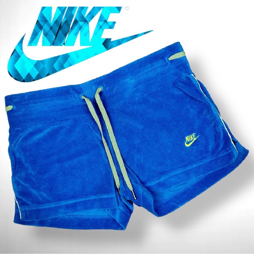 NIKE Sportwear Terrycloth Shorts Blue Azure Size Medium